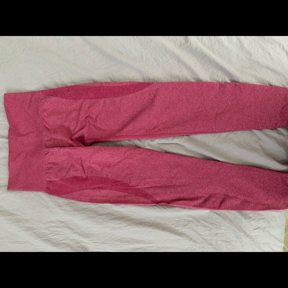 Pink contour nvgtn leggings